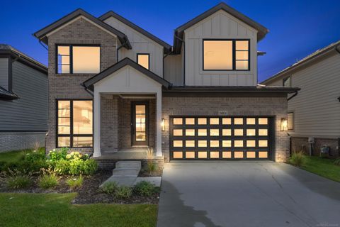 54824 Camden Court Shelby Charter Township Macomb MI 48316