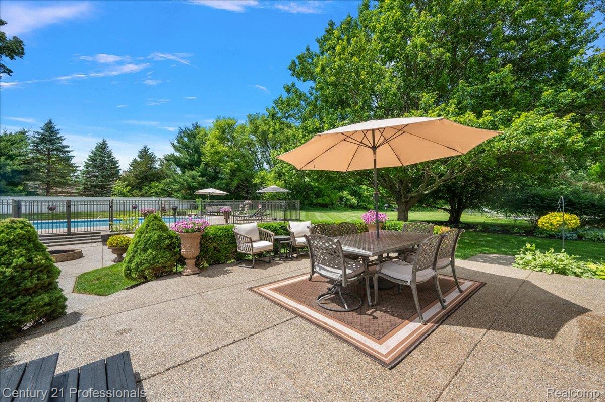 4683 Fox Chase Drive