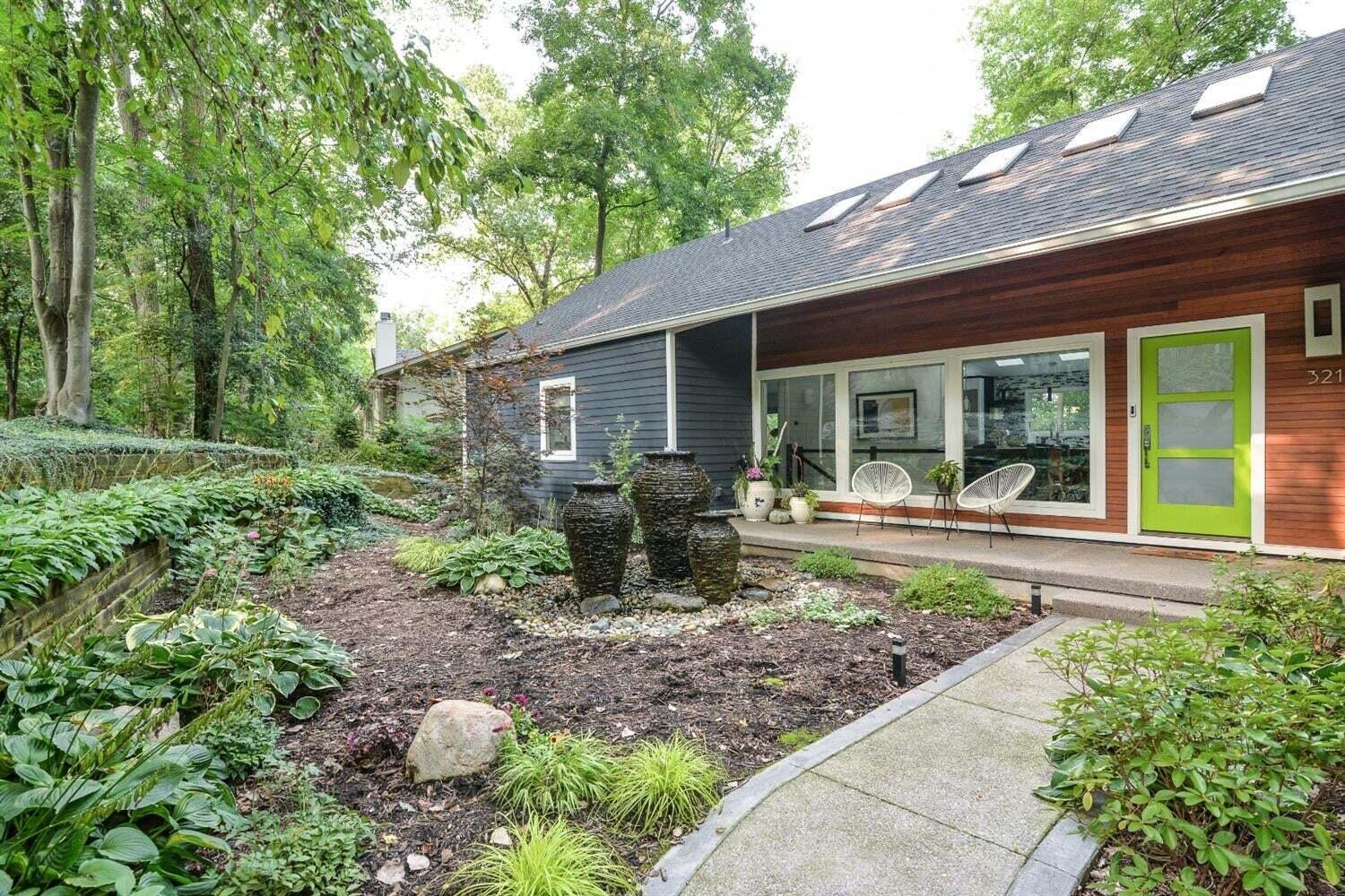 321 Riverview Drive