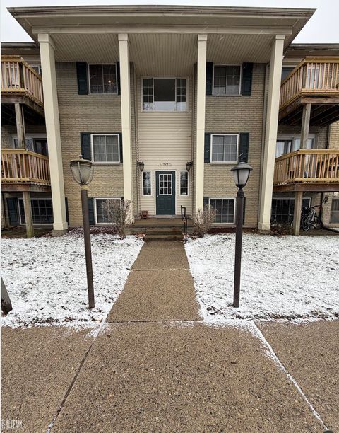 45280 Keding Street Utica City MI 48317