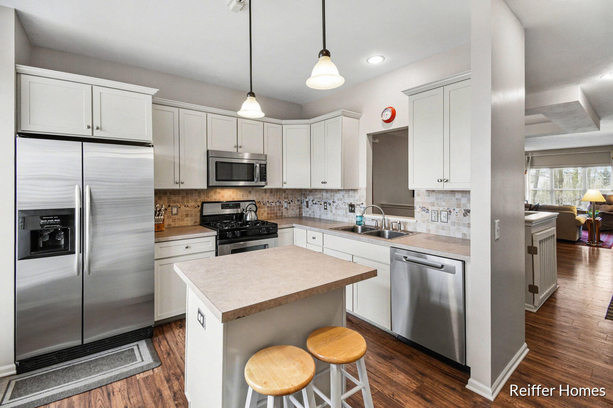 1143 Kensington Street NW 12