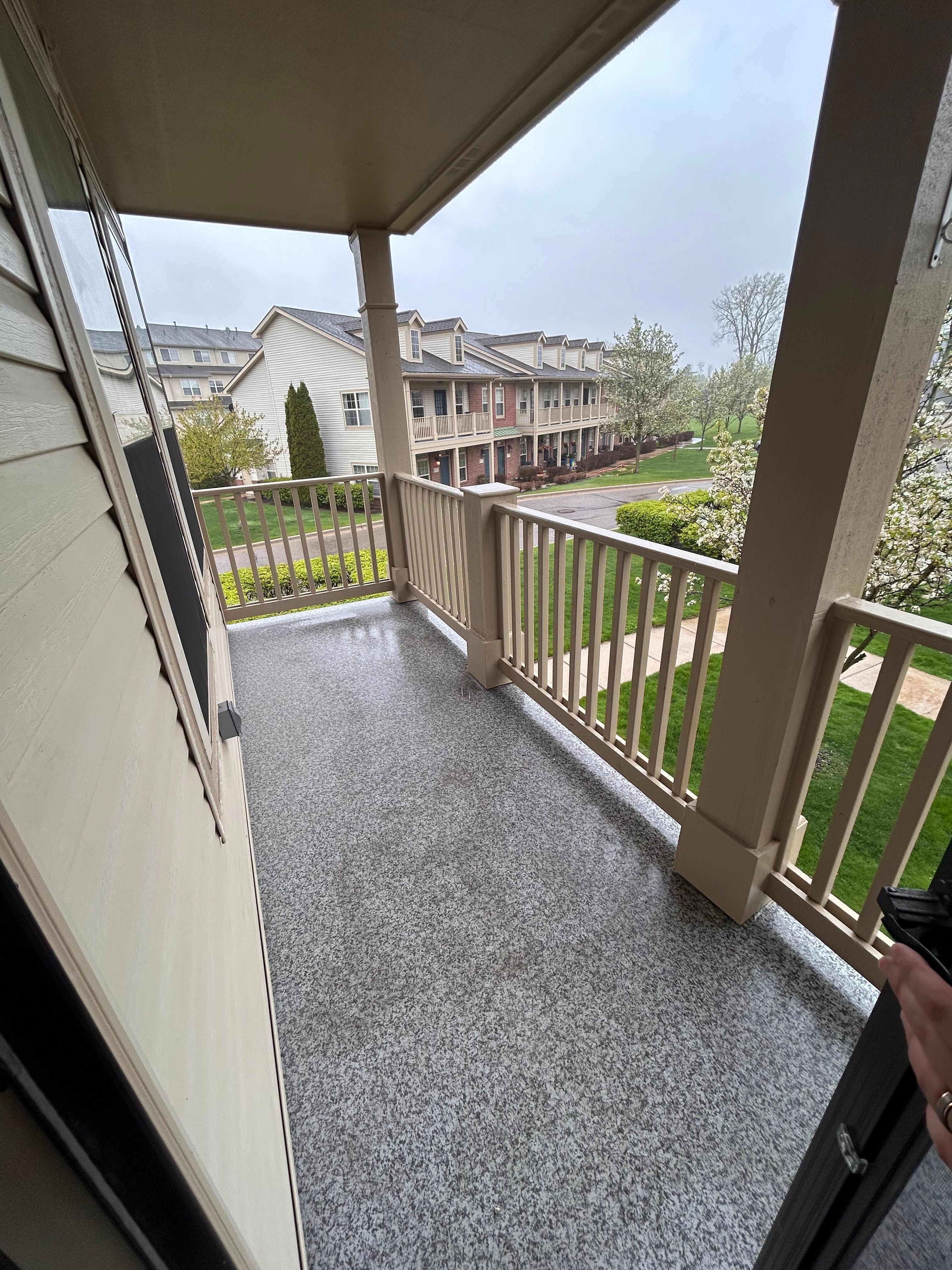 531 RED OAK Court