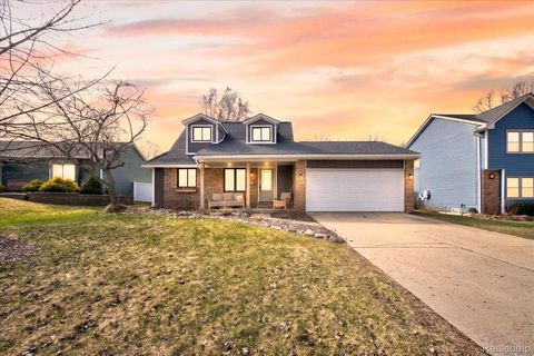 933 Abbey Lane Milford Village MI 48381