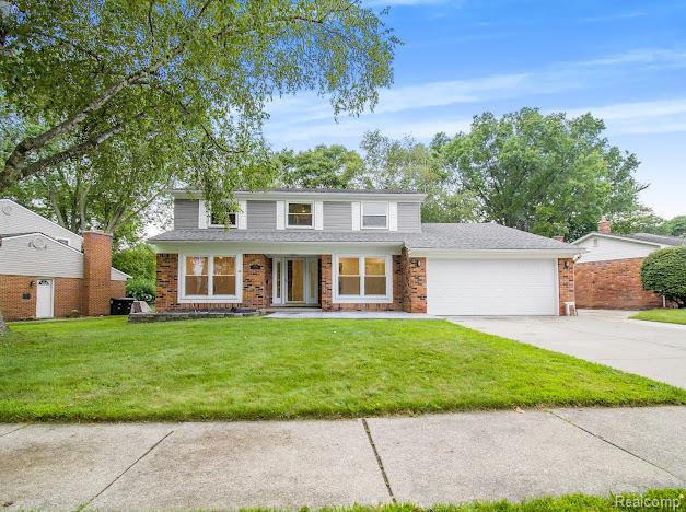 15609 Stonehouse Circle