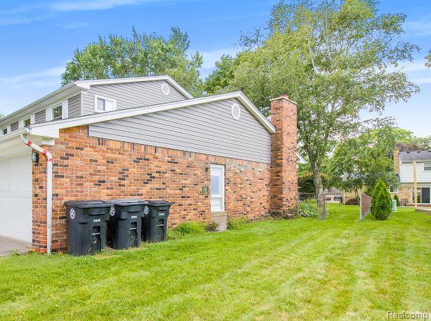 15609 Stonehouse Circle