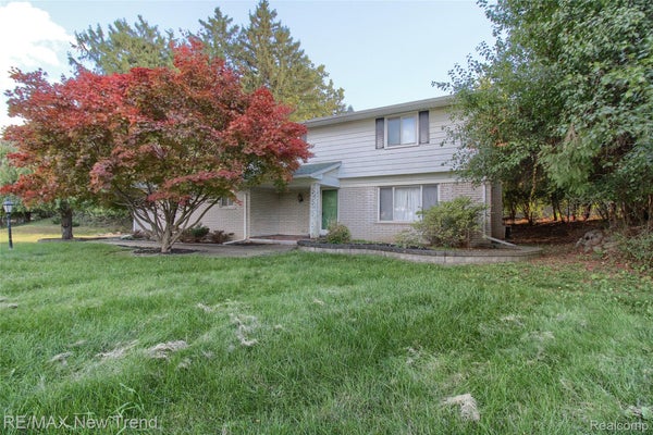 1305 FIELDWAY CT, BLOOMFIELD HILLS, MI 48302 - Image a58ceb141bedf3dc9fcb2088897caa6f/2474904649