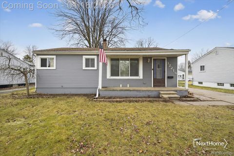 32216 Balmoral Street Garden City City MI 48135