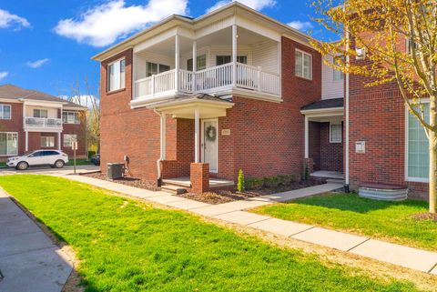 6985 BOULDER POINTE Drive Washington Township Macomb MI 48094