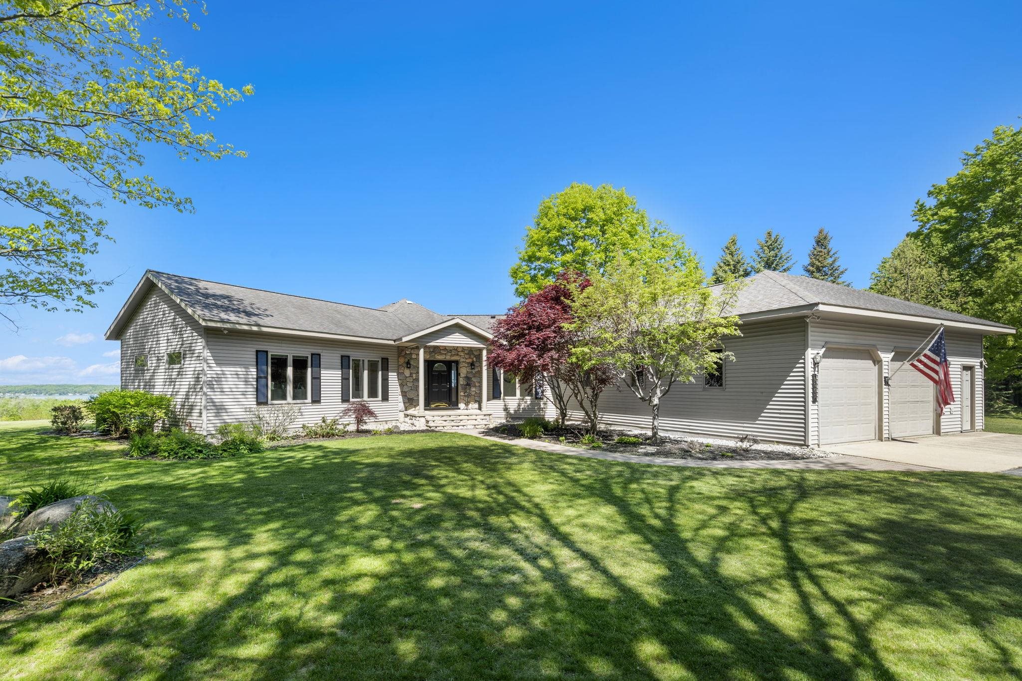 9065 Windigo Trail