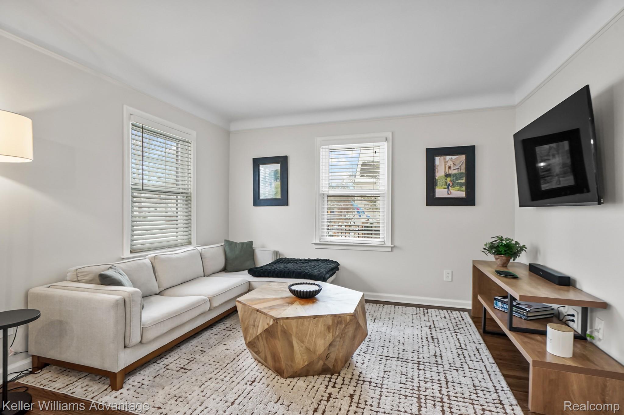 1416 W Saratoga Street