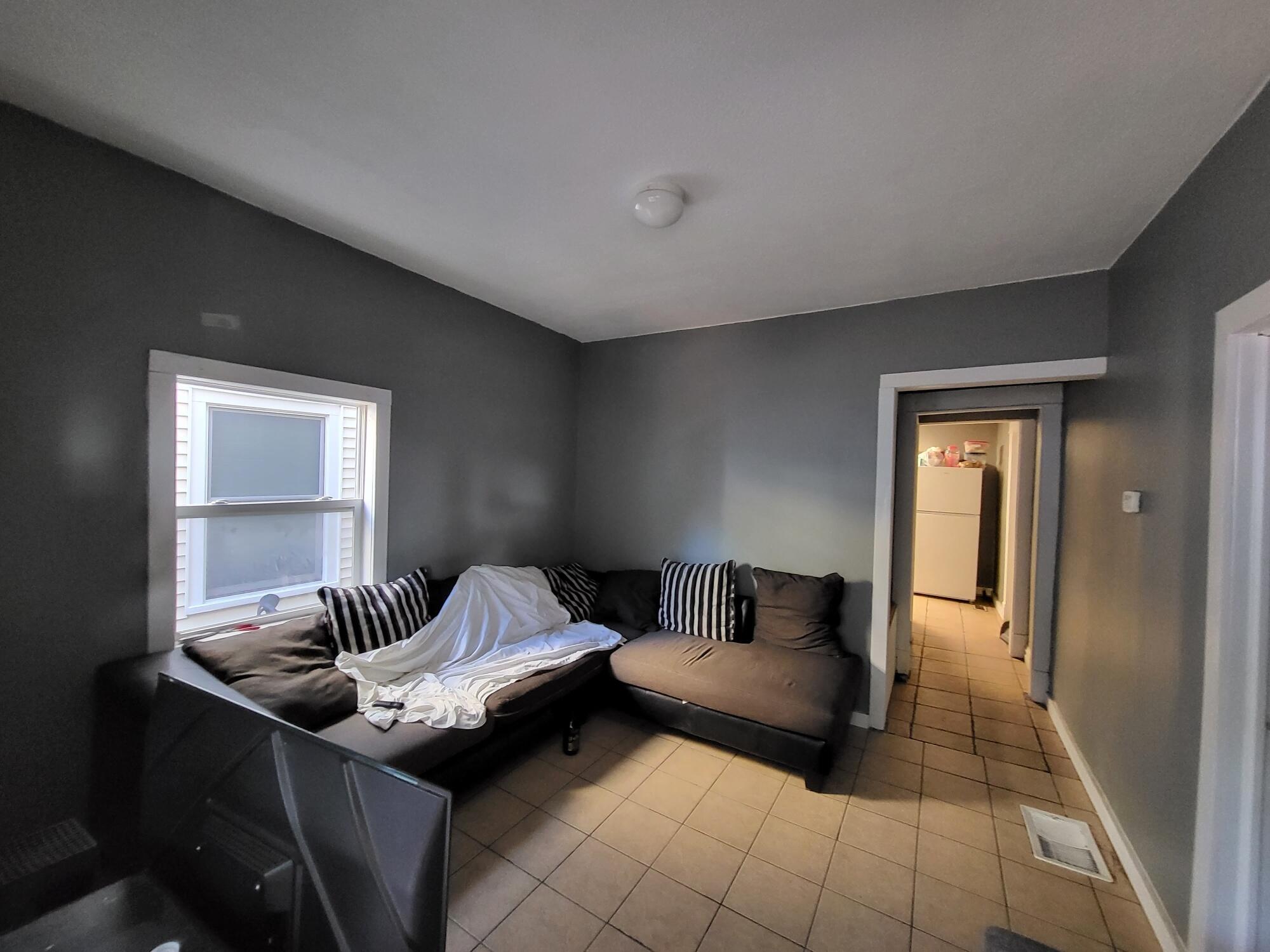 100 Griggs Street SW