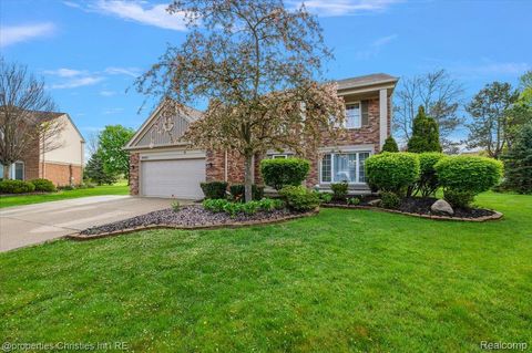 46481 E Oak Manor Court Canton Charter Township MI 48187