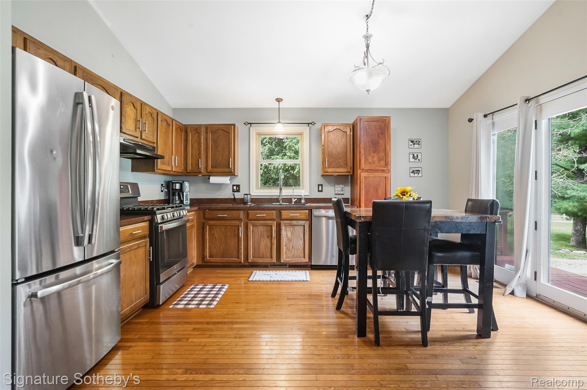 4137 W Allen Road