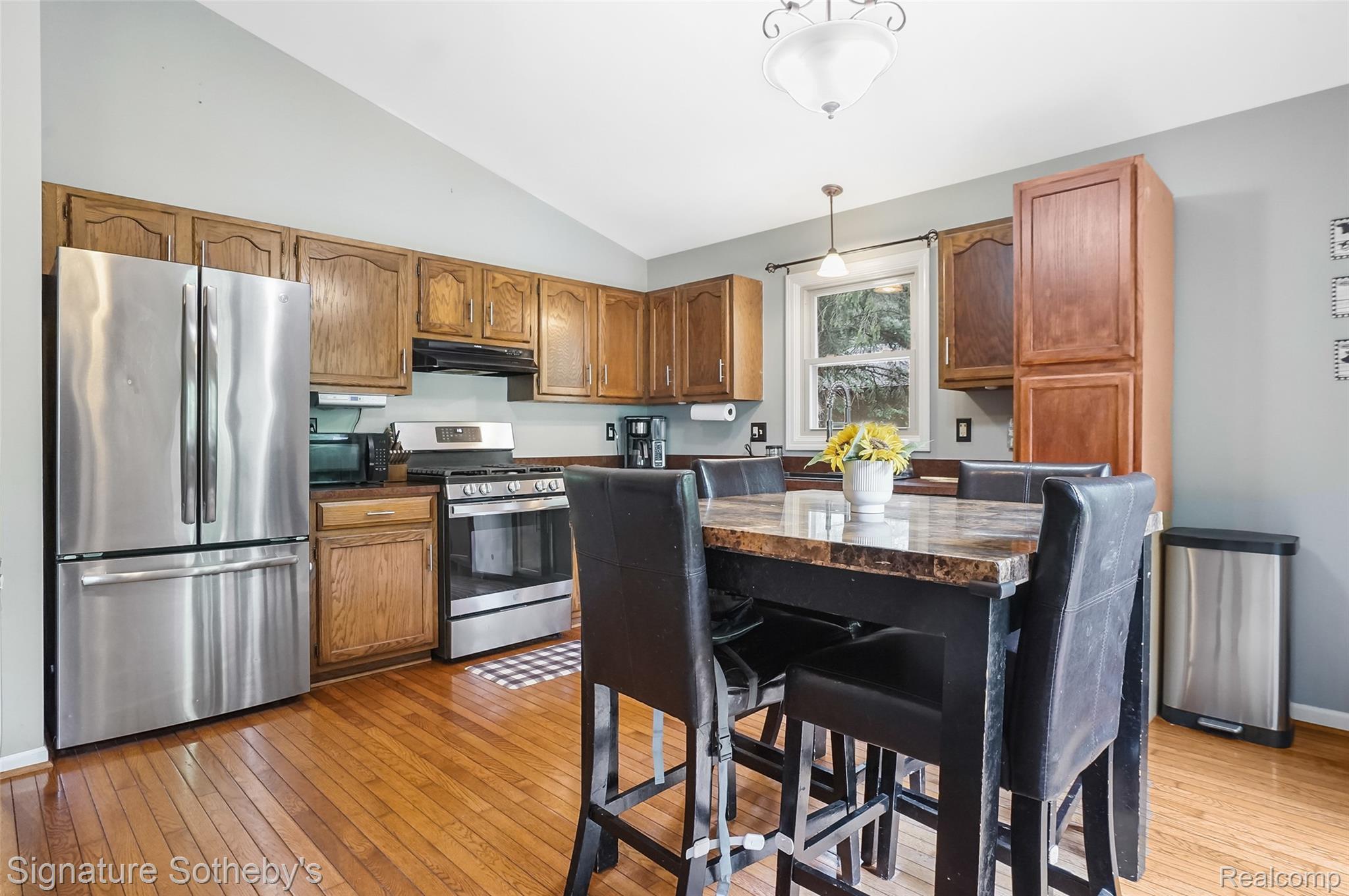 4137 W Allen Road