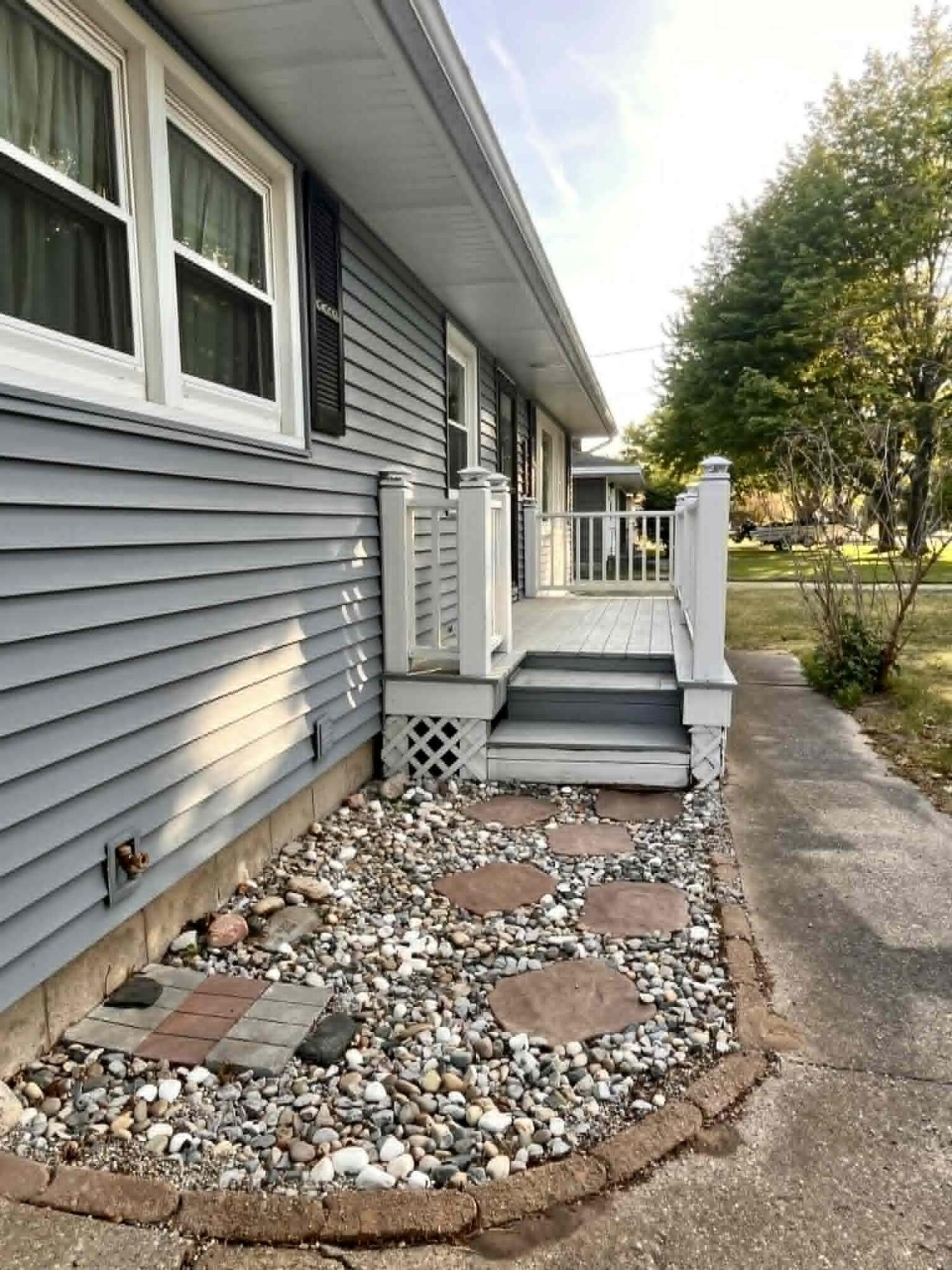 1683 Shorewood Drive