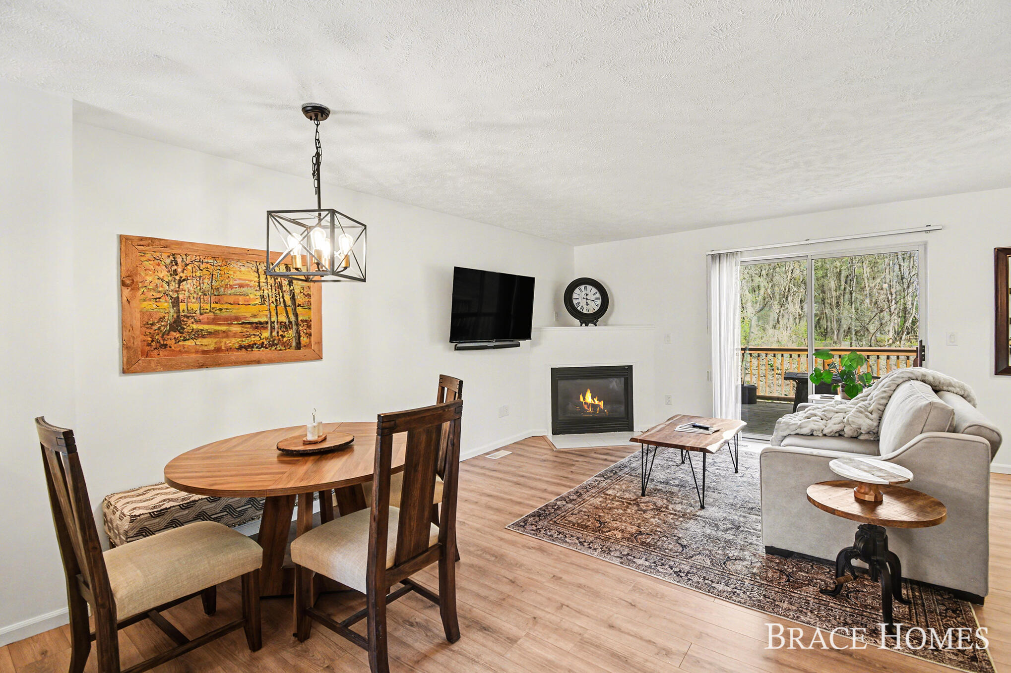 956 Ada Pl Drive SE
