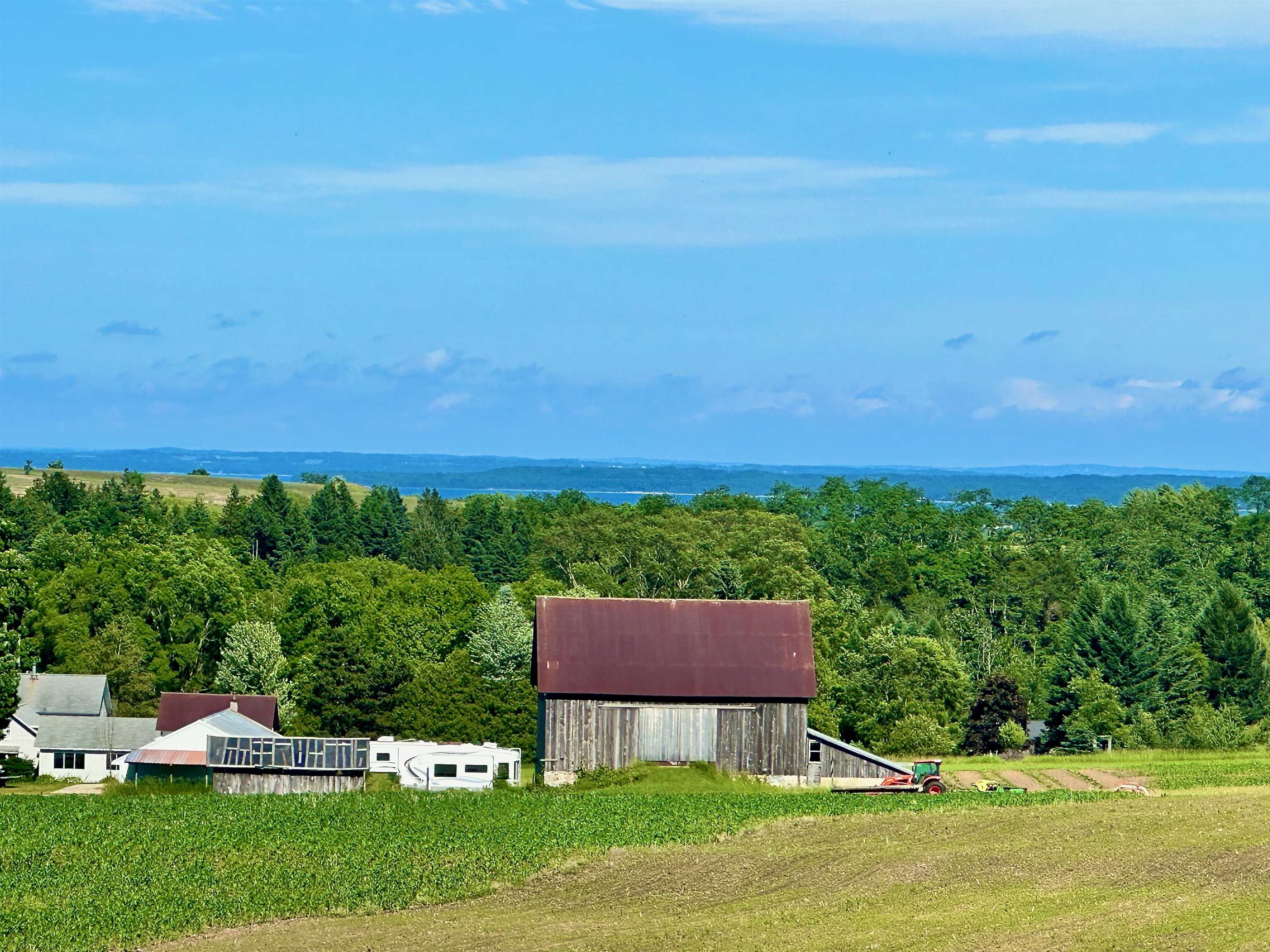 9224 E Duck Lake Road