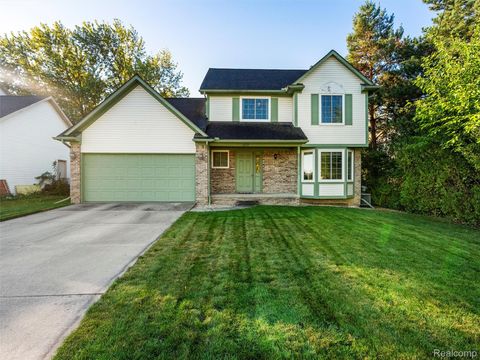 2172 Orpington Drive Troy City MI 48083