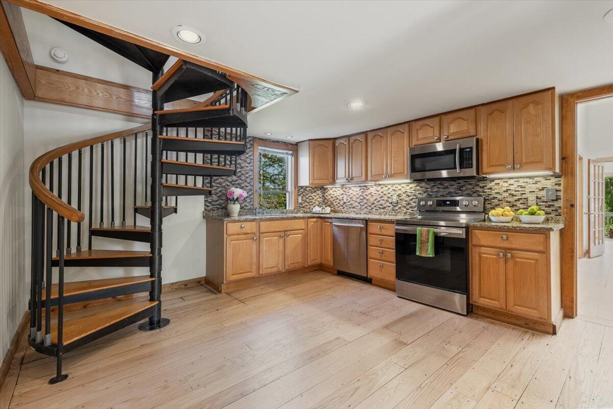 19196 Cleveland Avenue