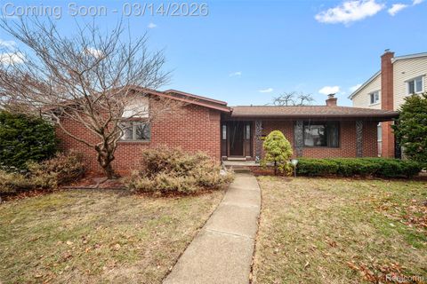 14176 Hubbard Street Livonia City MI 48154