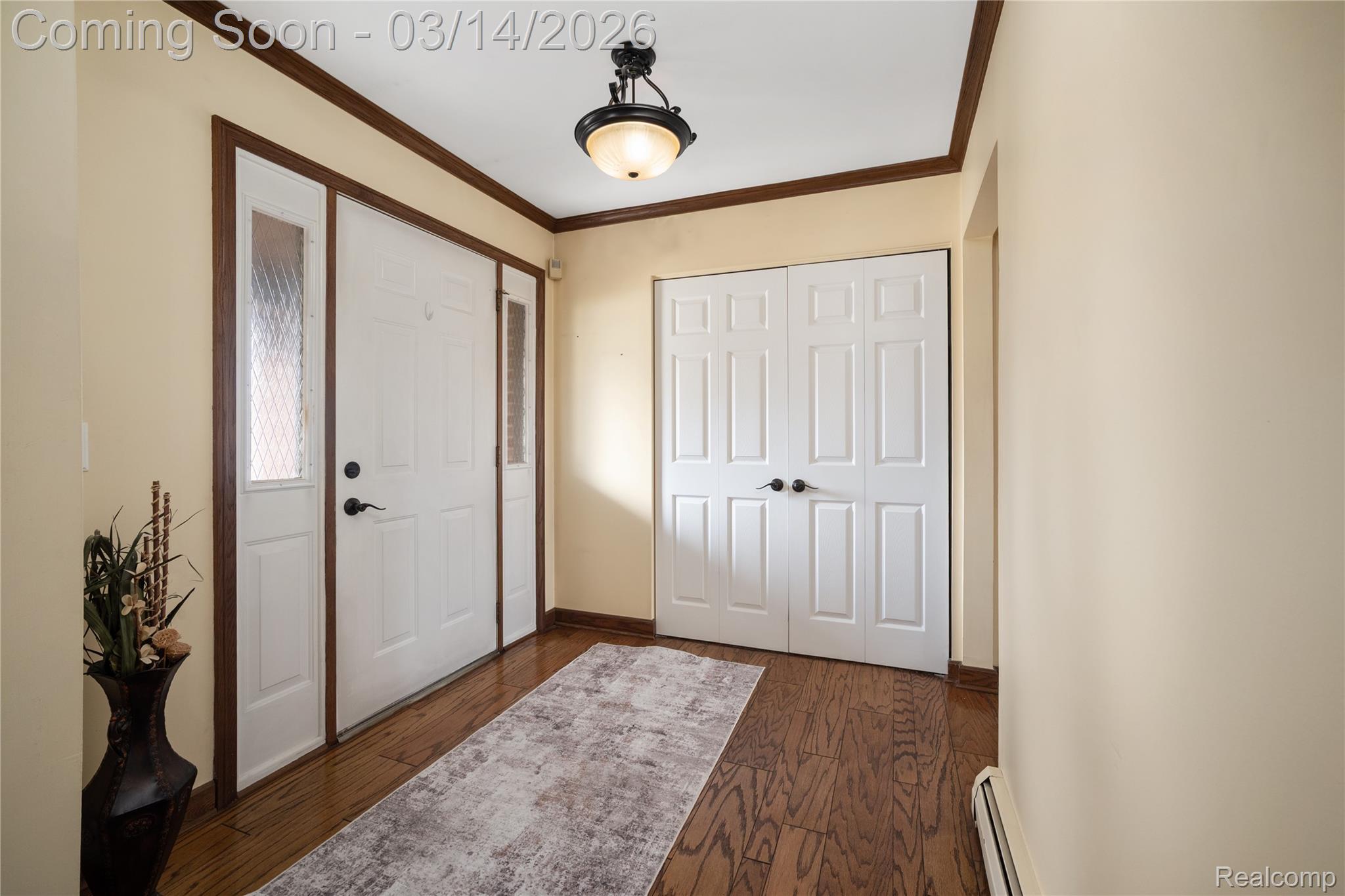 14176 Hubbard Street