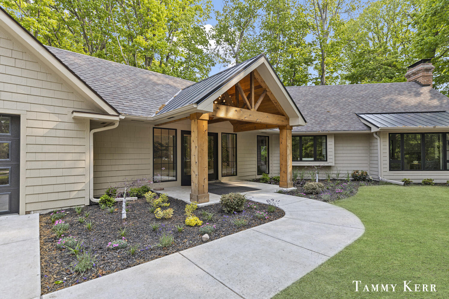582 Campbell Road