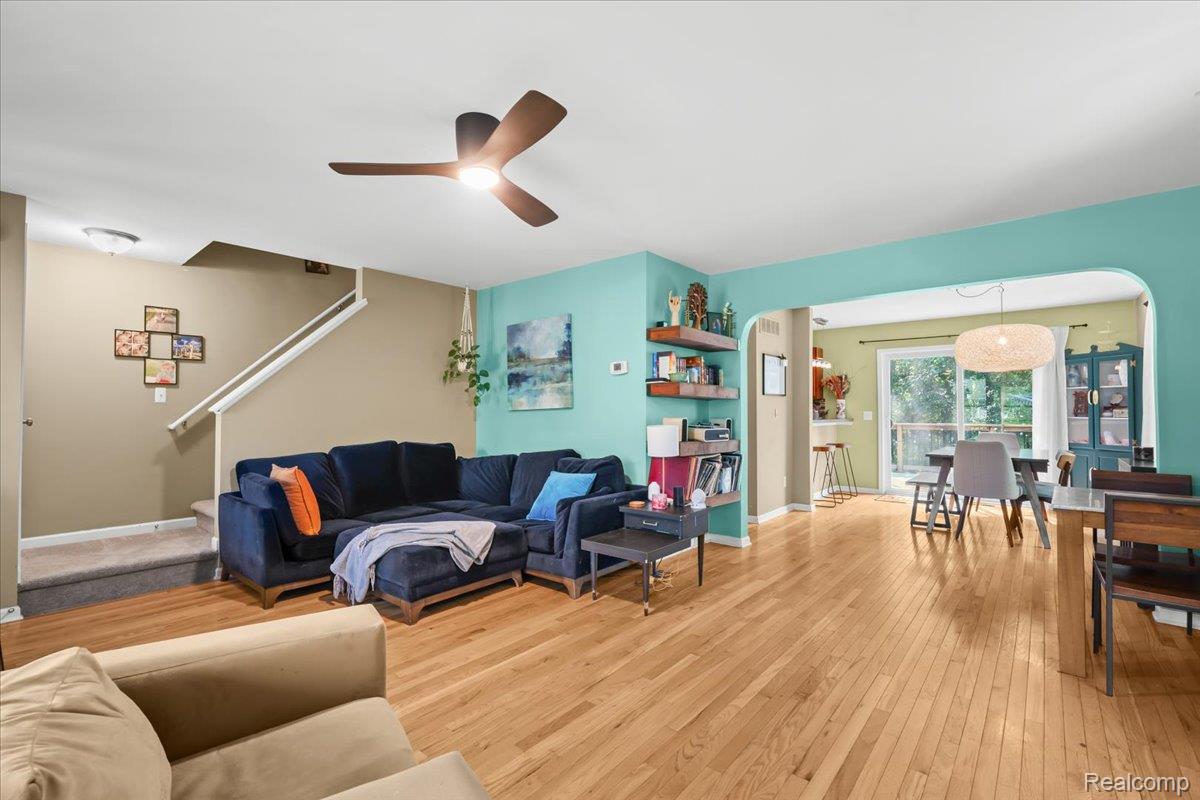 9832 Brookfield Drive