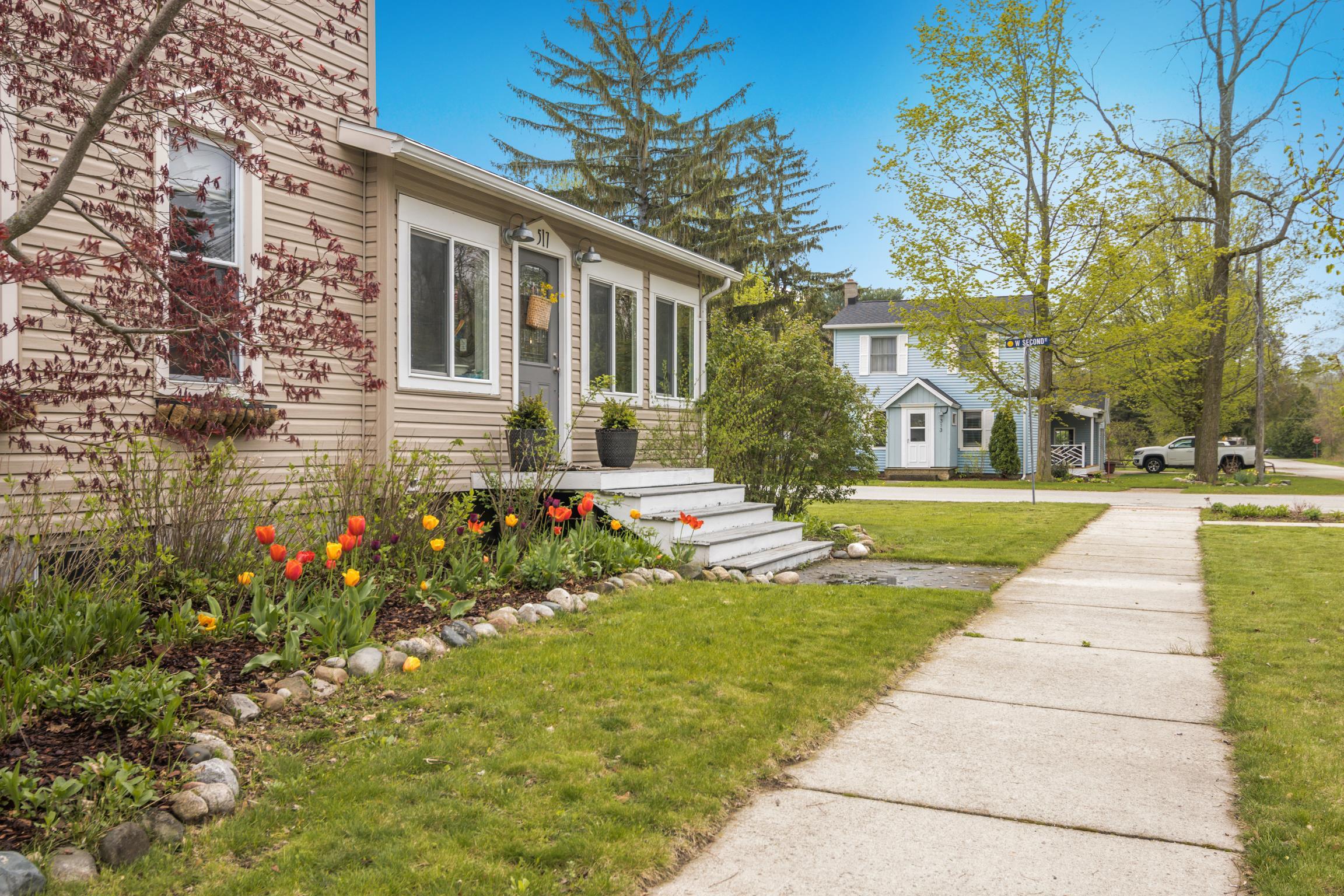 517 Spruce