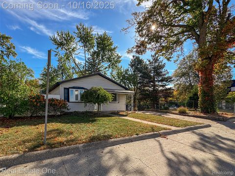 1213 Batavia Avenue Royal Oak City MI 48067