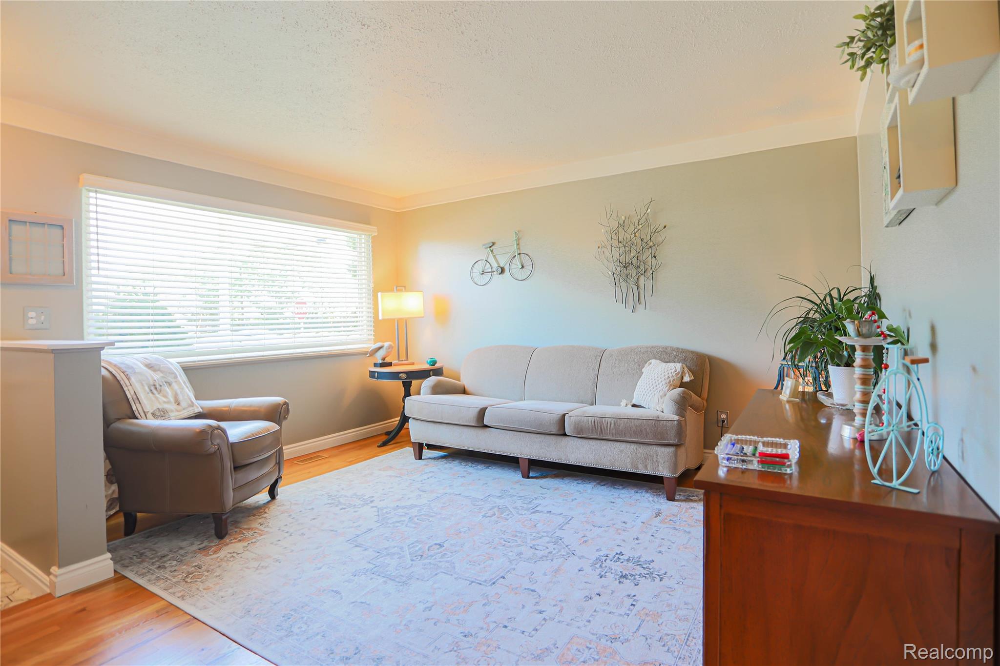 Warren City, Michigan 48089, United States, 3 Bedrooms Bedrooms, ,2 BathroomsBathrooms,Residential,Active,196980