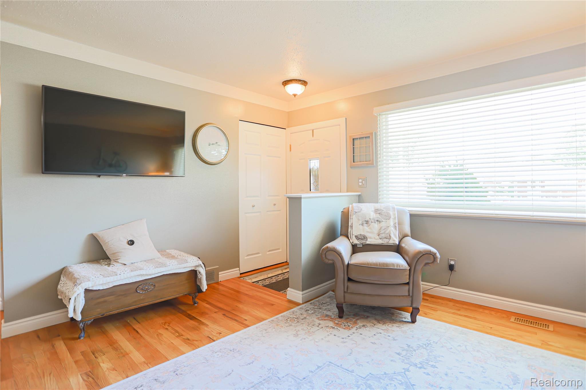 Warren City, Michigan 48089, United States, 3 Bedrooms Bedrooms, ,2 BathroomsBathrooms,Residential,Active,196980