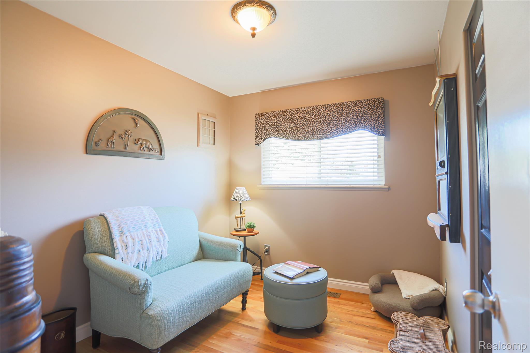 Warren City, Michigan 48089, United States, 3 Bedrooms Bedrooms, ,2 BathroomsBathrooms,Residential,Active,196980