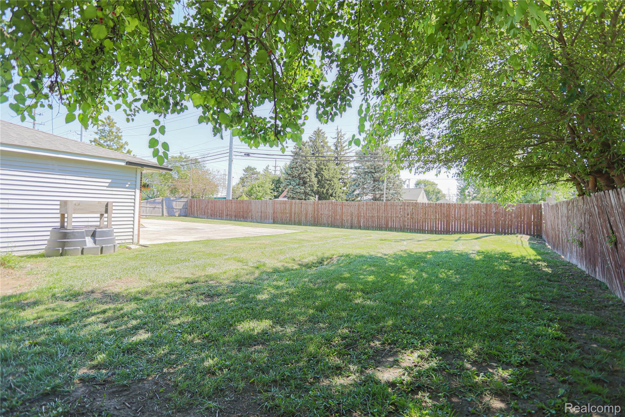 Warren City, Michigan 48089, United States, 3 Bedrooms Bedrooms, ,2 BathroomsBathrooms,Residential,Active,196980