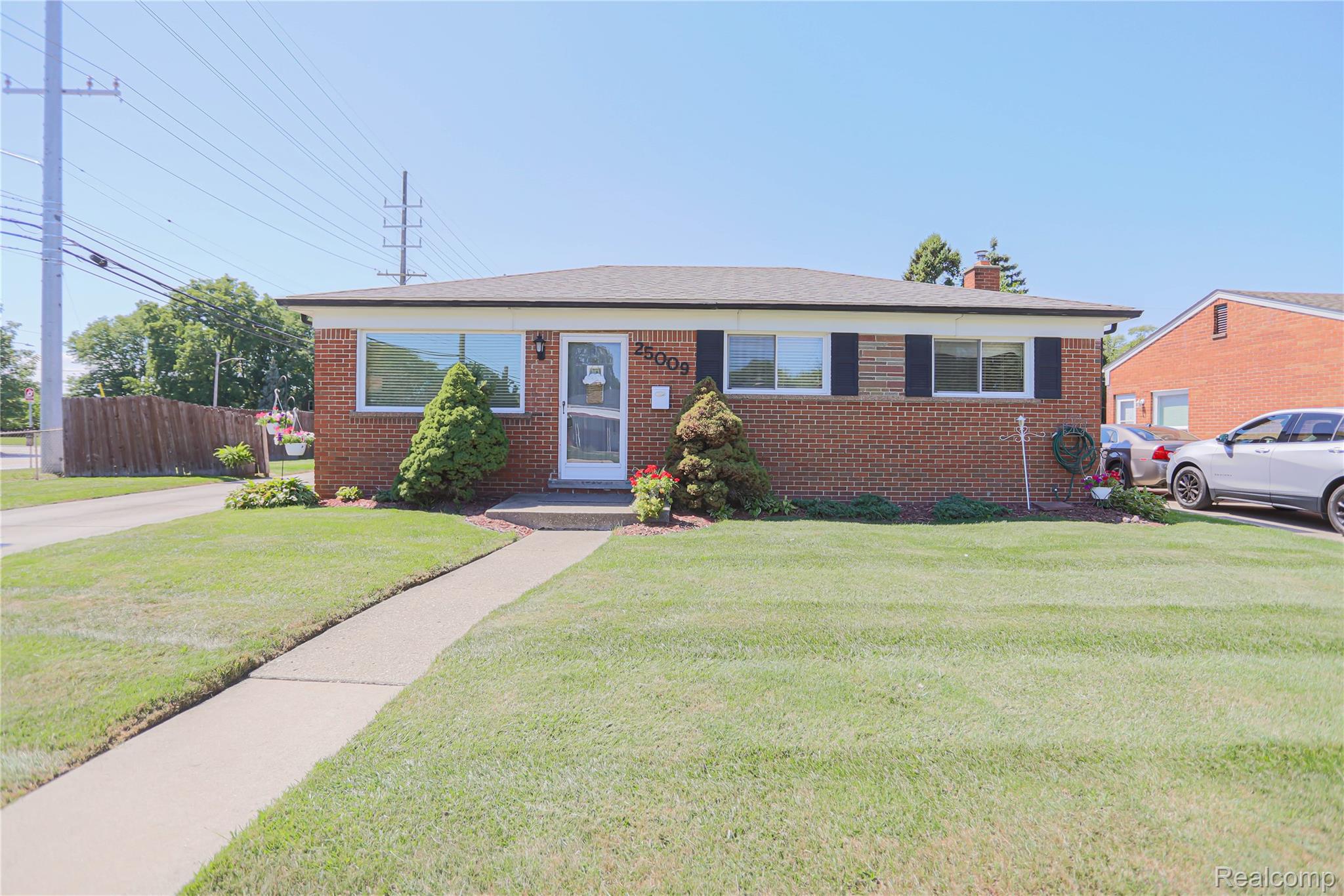 Warren City, Michigan 48089, United States, 3 Bedrooms Bedrooms, ,2 BathroomsBathrooms,Residential,Active,196980