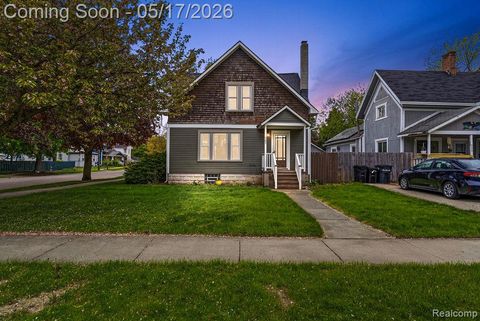 305 N Almont Avenue Imlay City City MI 48444