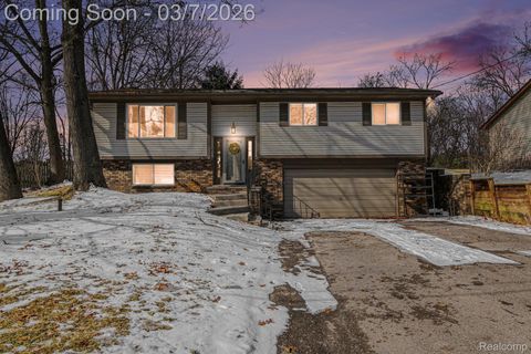 2150 Mapesbury Drive West Bloomfield Charter Township MI 48324