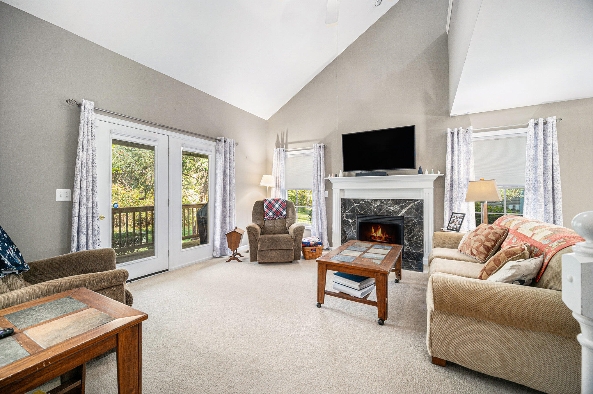 512 Brooks Hollow Court