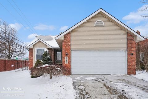 11440 Arcola Street Livonia City MI 48150