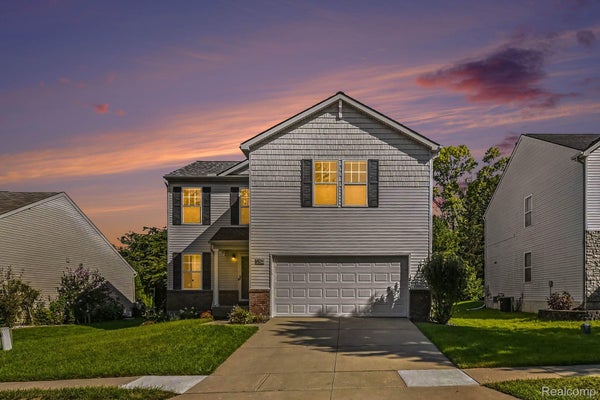 8134 CYPRESS CIR, DEXTER, MI 48130 - Image a5e46204e9d9ee19b97cc0cef8e445cd/3272924715