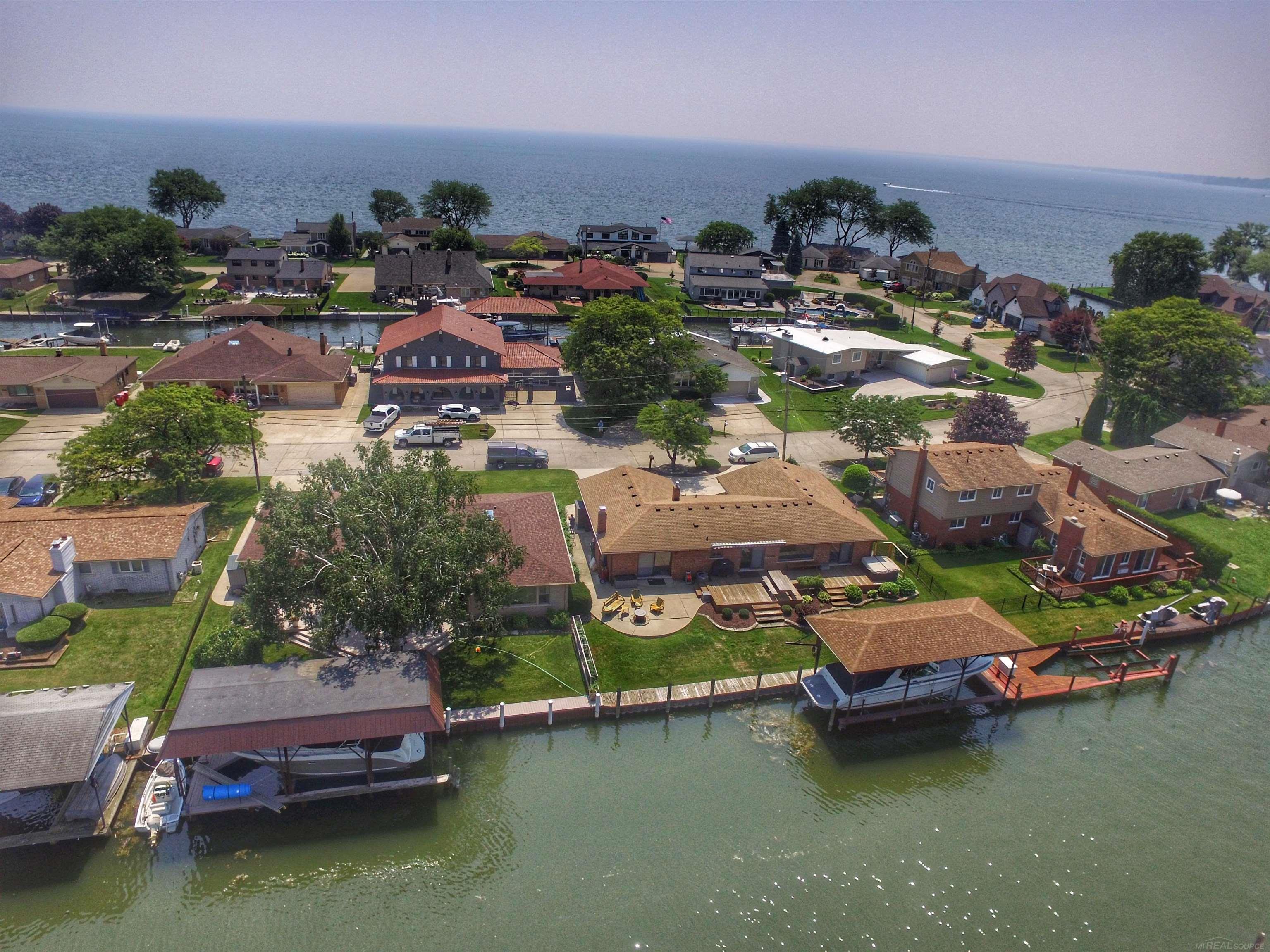 29471 N Seaway Court