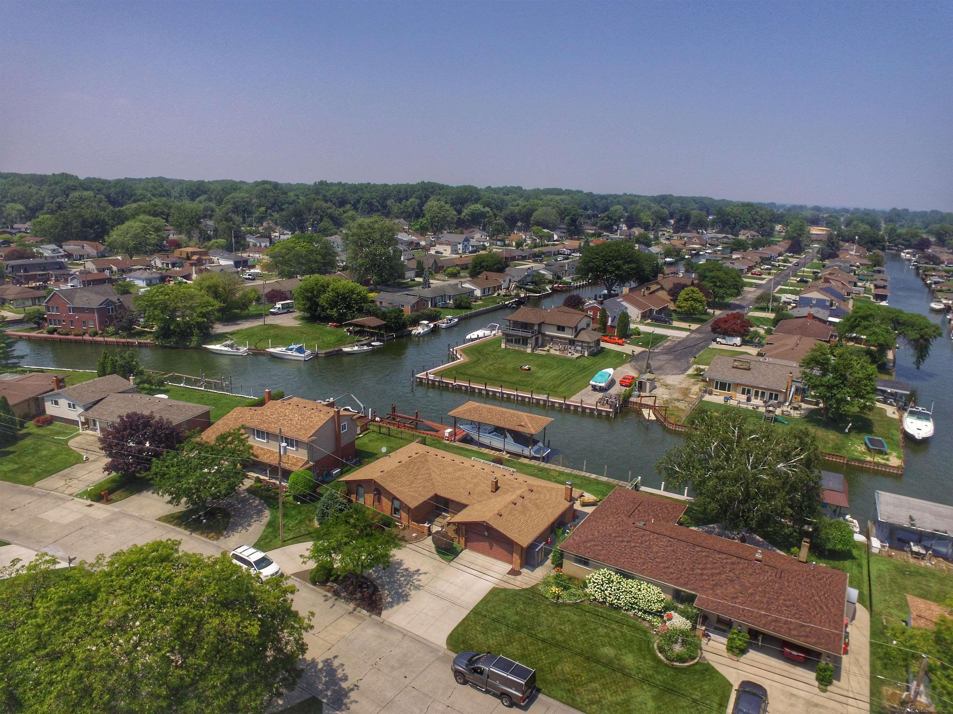 29471 N Seaway Court