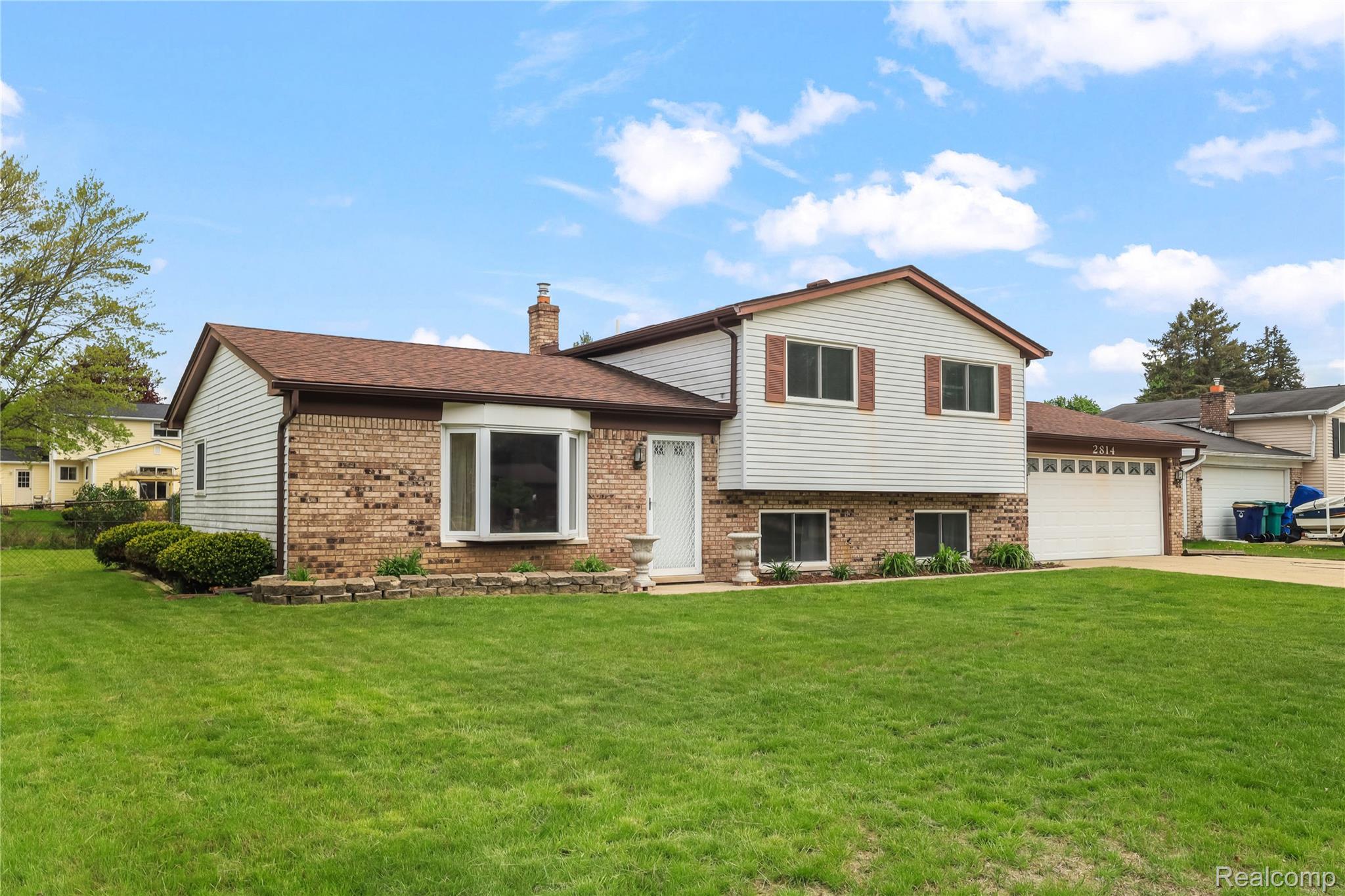 2814 Burgess Hill Drive