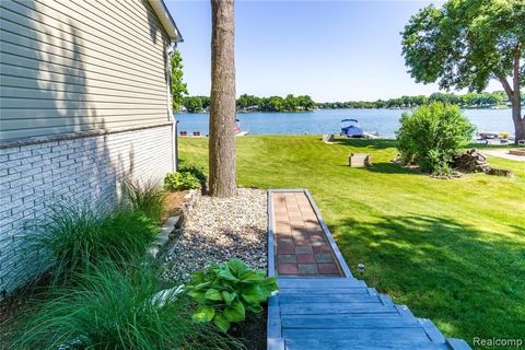 listing image 64