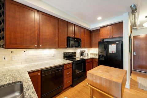 Tiny photo for 600 Broadway Avenue NW #224, Grand Rapids City, MI 49504 (MLS # 65026045886)