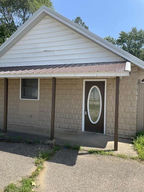 1022 E Michigan Avenue Paw Paw Village MI 49079