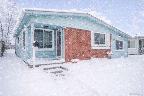 456 S Hawthorne Street Westland City MI 48186