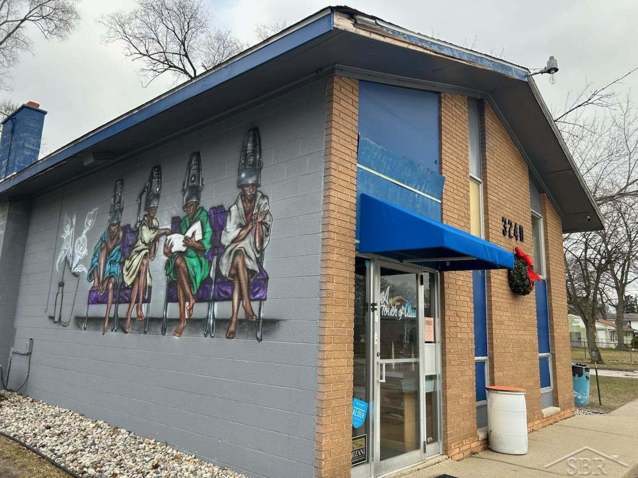 3240 Sheridan Avenue