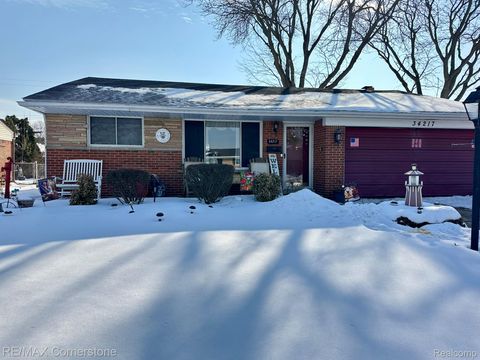 34217 Aztec Drive Westland City MI 48185