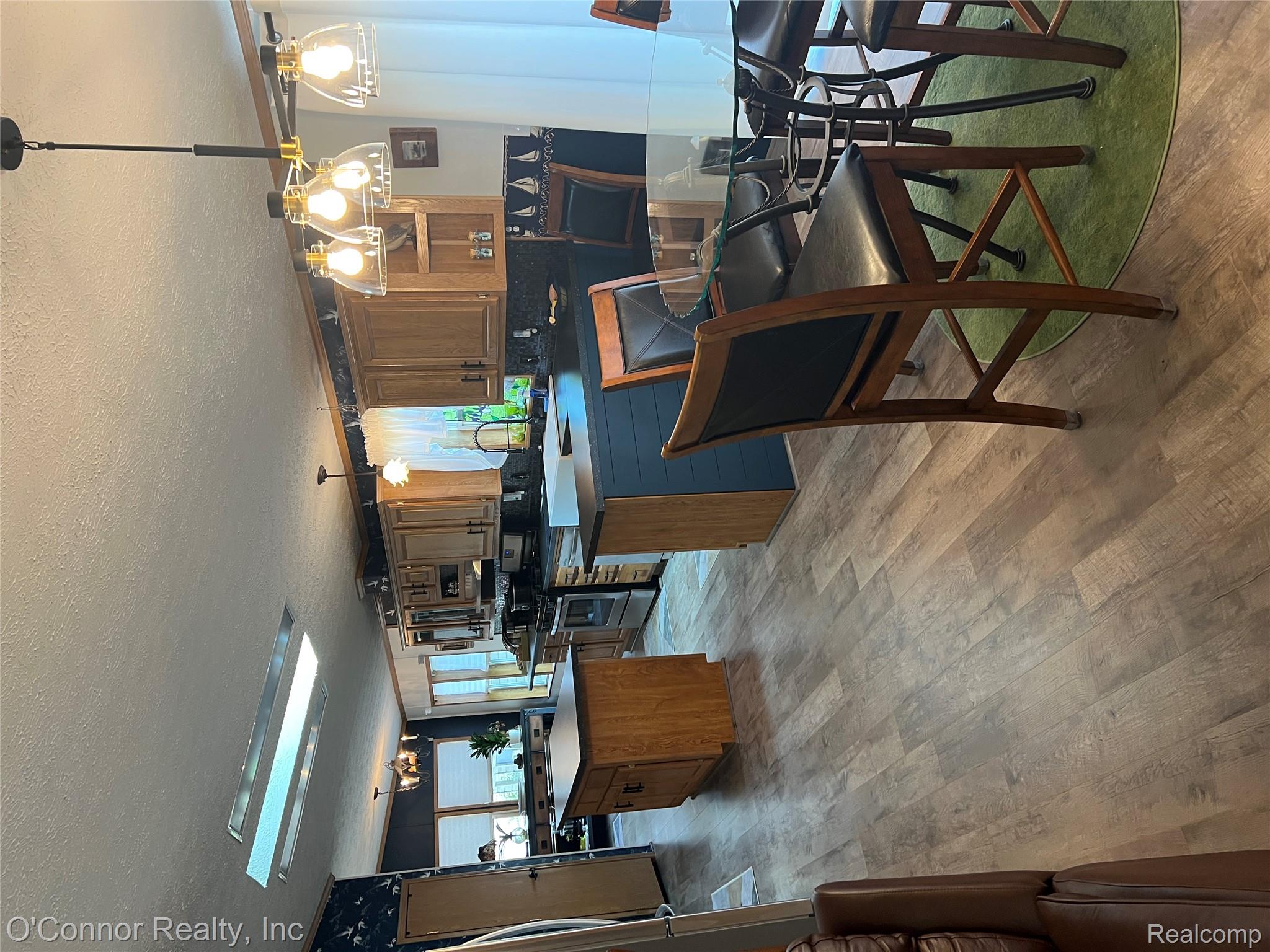 566 Bear Lake Court Court