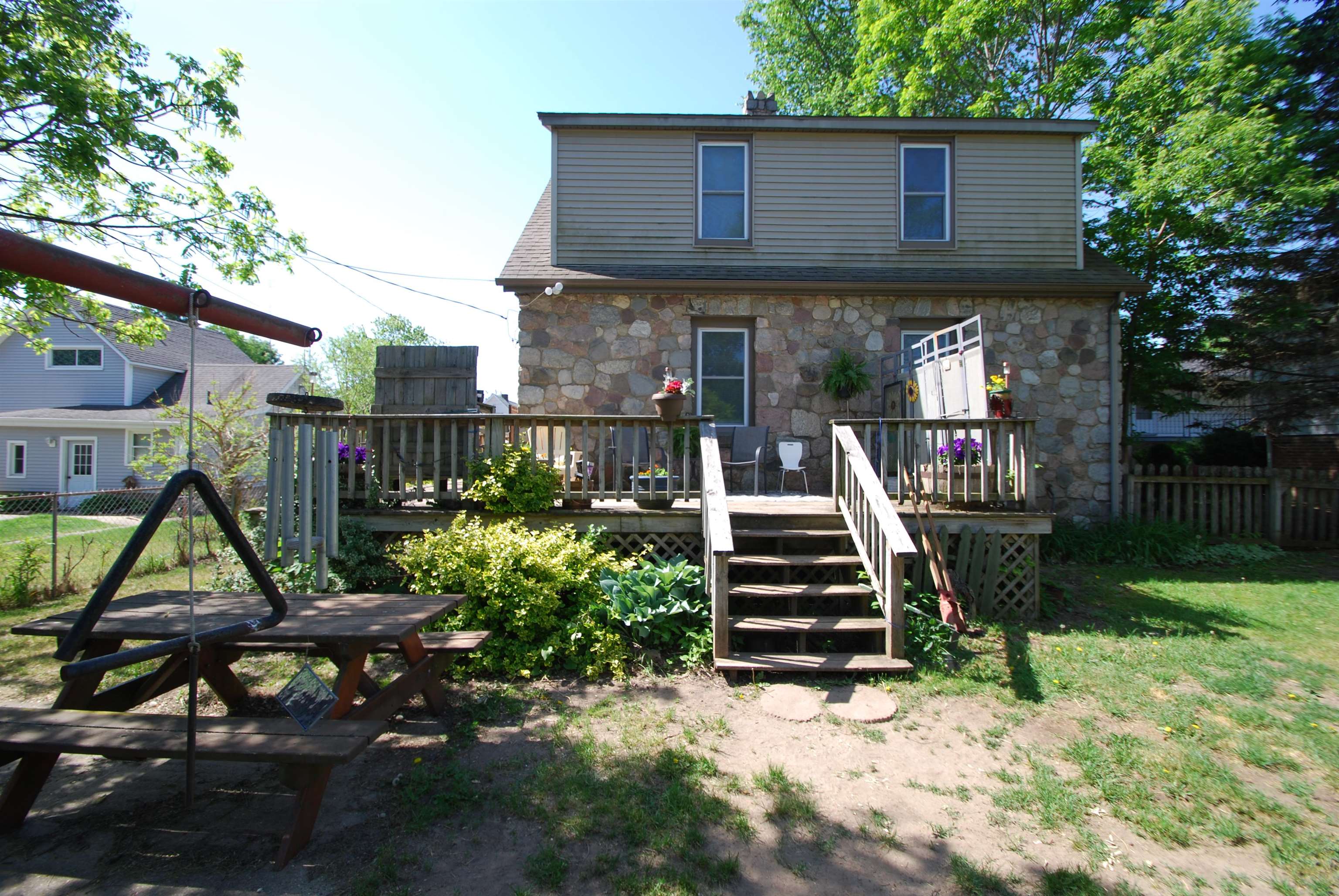 135 Carpenter Street